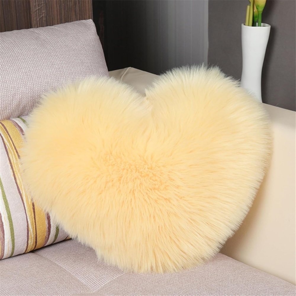 Herzkissen Doppelseitiger Flausch Superweiches Plüsch Dekokissen Love Zierkissen Herz Dekoratives Kissen für Wohnzimmer Sofa Kind Schlafzimmer Bett (Beige,40x50 cm) Bild 1