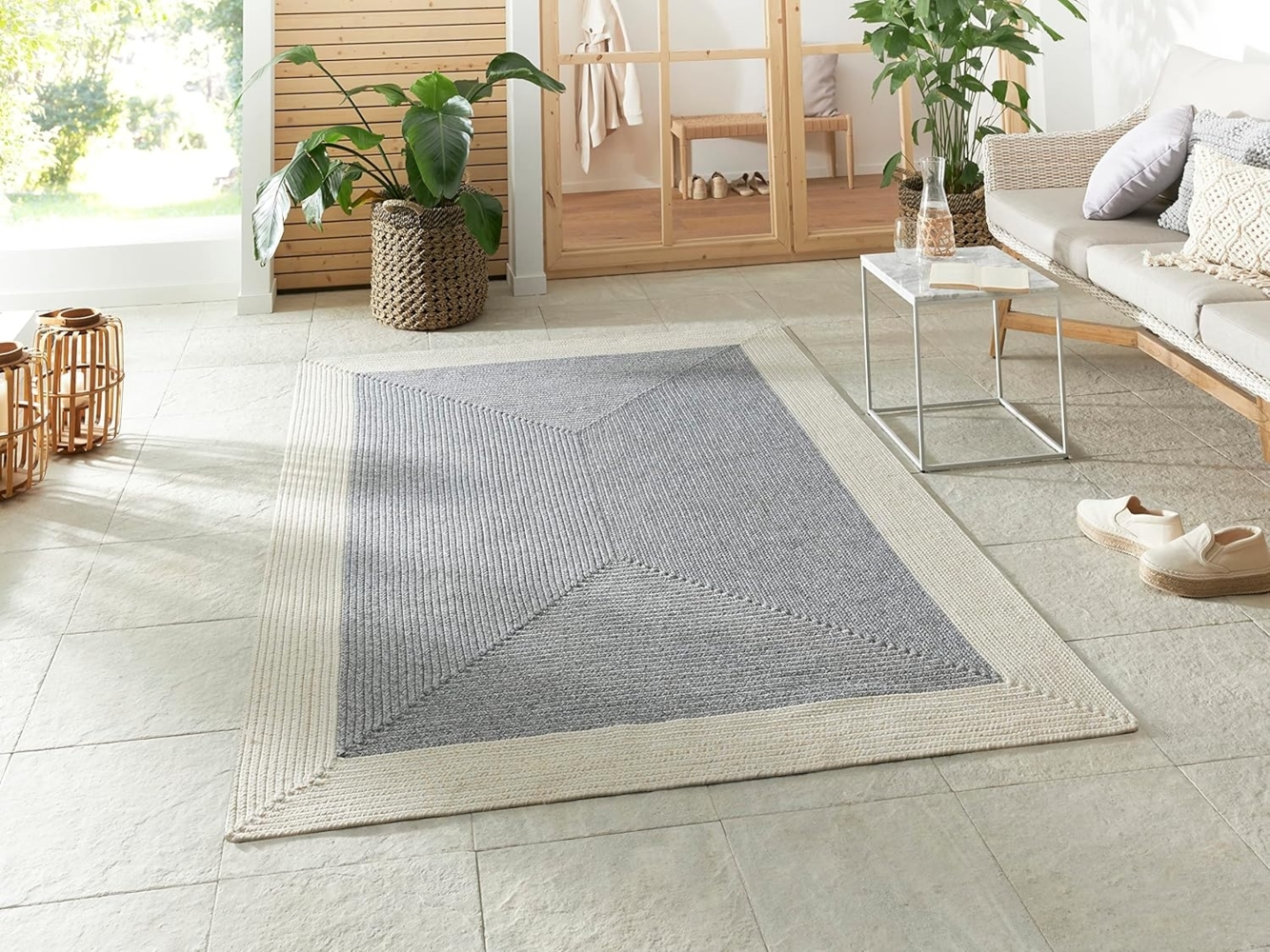 Northrugs Trenzado In- & Outdoor Teppich Wetterfest – Pflegeleicht Handmade-Look für Innen und Außen Gewebter Outdoorteppich Läufer für Balkon, Terrasse, Wohnzimmer, Garten – Grau Creme, 80x150 Bild 1