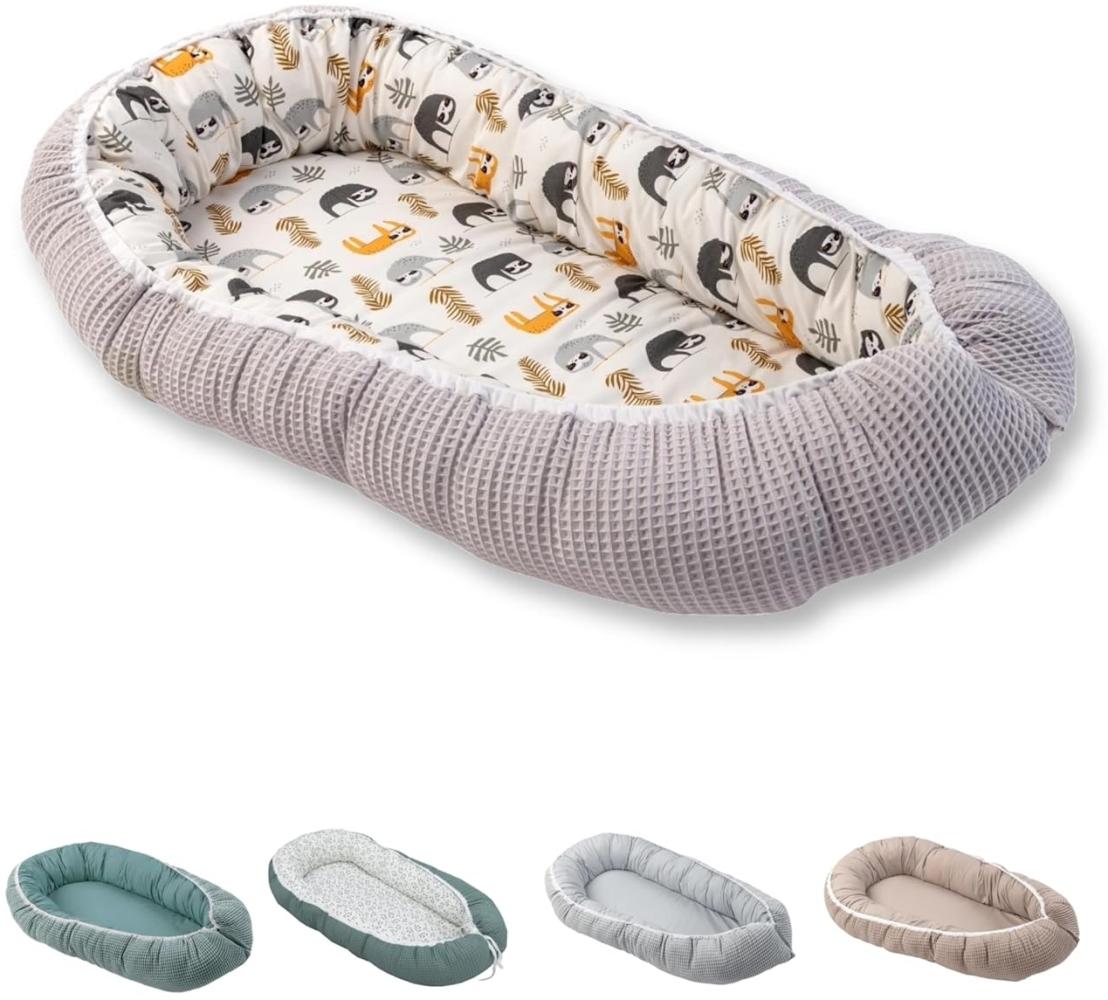 ULLENBOOM ® Bettnestchen Kuschelnest Baby 55x95 cm, kuscheliges Babynest, Made in EU, (1-tlg), Ideal für Neugeborene als Reisebett, Grau Faultiere Bild 1