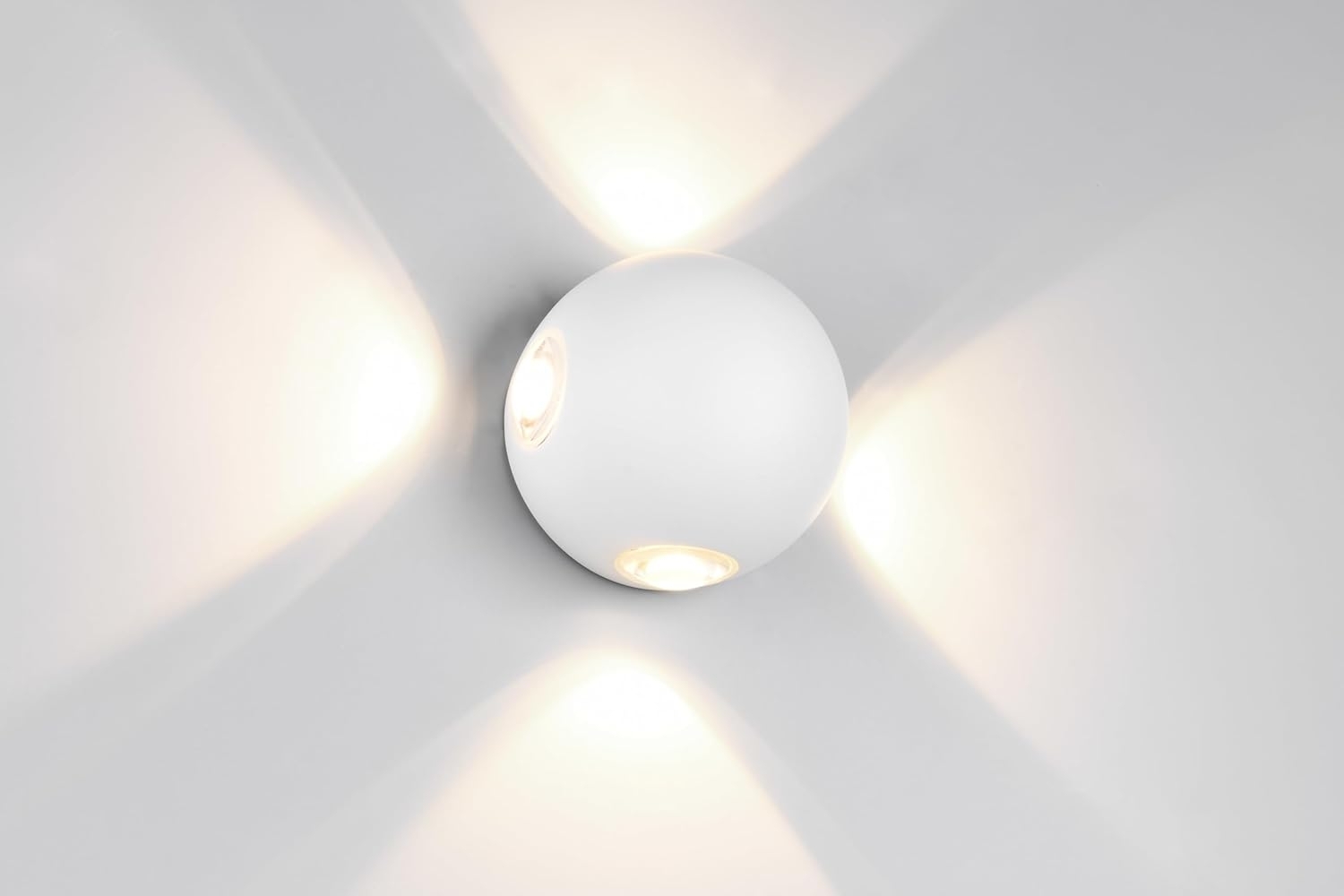 Kleine LED Außenwandleuchte AVISIO 4 flammig, Kugel in Weiß Ø 10cm Bild 1