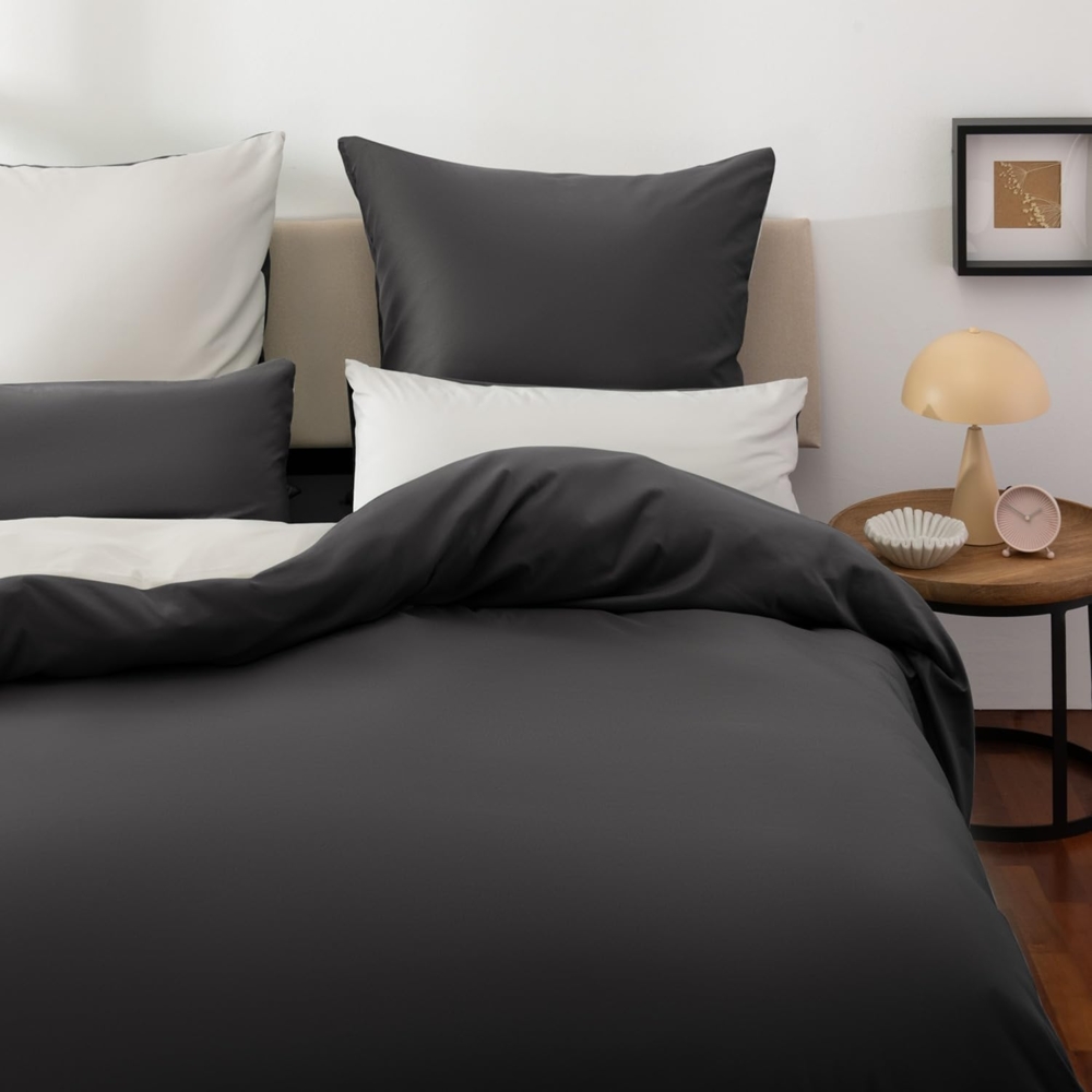 Blumtal Wendebettwäsche 135x200 cm 4teilig - aus atmungsaktiver Mikrofaser - 2X Bettbezug 135x200 + 2X Kissenbezüge 80x80 - Oeko-Tex - weiches & bügelfreies Bettwäsche-Set Anthrazit/Hellgrau Bild 1