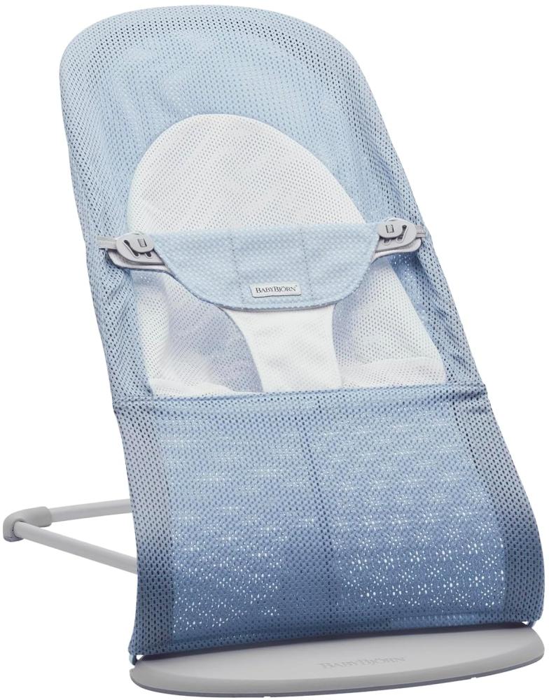 BabyBjörn Babywippe Balance Soft, Hellgrauer Rahmen, Netzstoff, Himmelblau/Weiß Bild 1