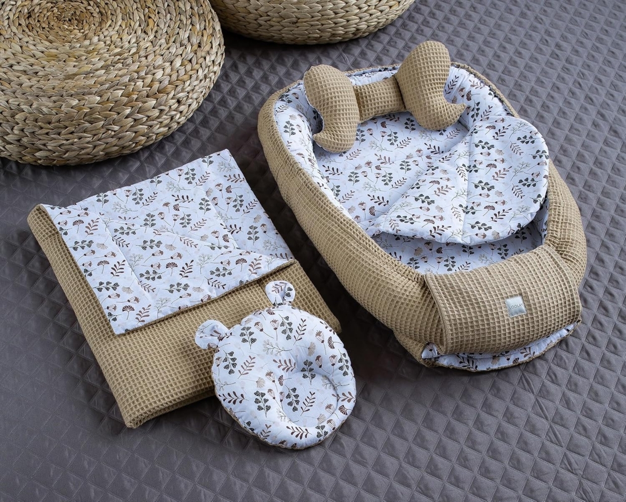 Braun BLUMEN/Taupe Waffelpique Bio-Baumwolle Babynest Neugeborene Baby Unterlage Reisebett Nestchen SOLO/o. in PREMIUM Ausstattung SETS (Nest + DECKE + Matratze + 2 x Kissen) Bild 1