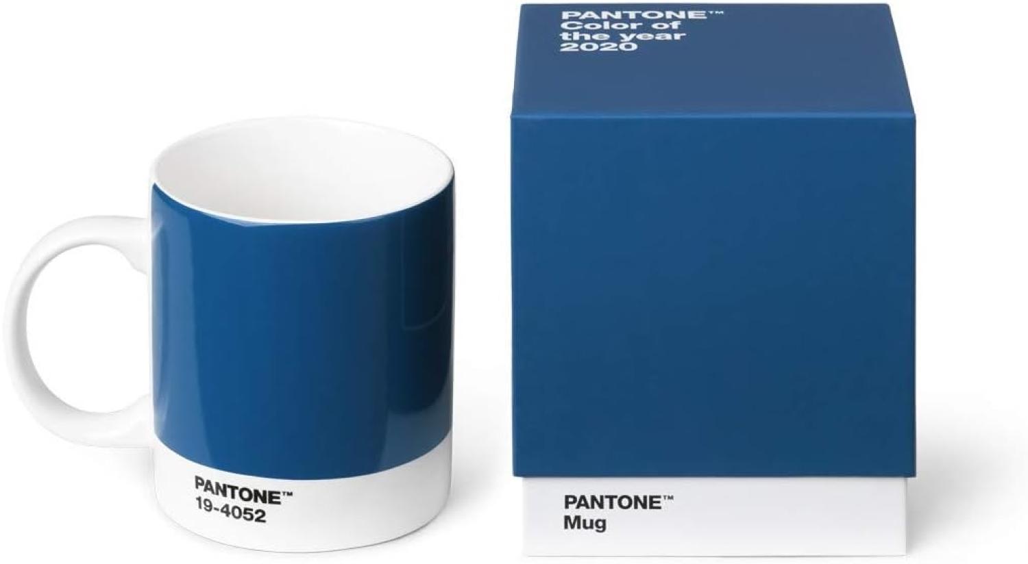 Pantone 18000 Becher in Geschenkbox, Kaffeetasse 375 ml, mit Henkel, spülmaschinenfest, Color of The Year 2020-Classic Blue 19-4052, blau, Porzellan, 375 milliliters, dunkelblau Bild 1