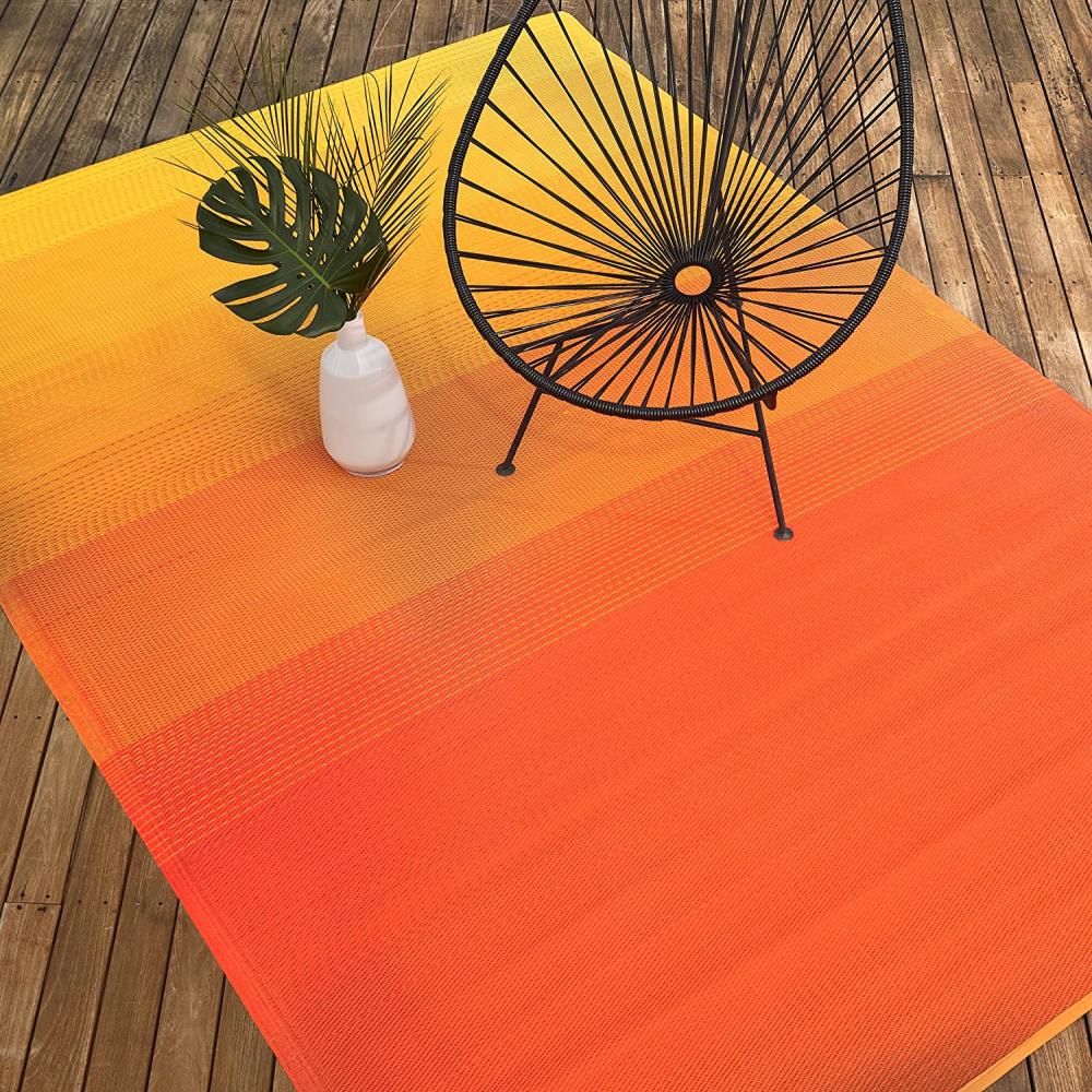 Fab Hab Outdoorteppich Big Sur Sunset aus recyceltem Plastik gelb/orange wetterfest verschiedene Grö 180x270 cm Bild 1