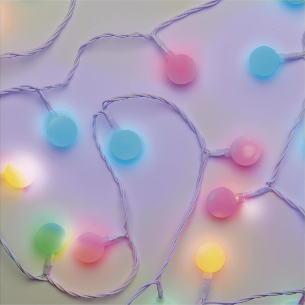 EMOS LED-Lichterkette Cherry bunt für Innen und Außen, 4m lange Weihnachtslichterkette mit 40 LEDs in Kugelform 2,5cm, 6h Timer, Netzteil und Transformator, für Partys, Weihnachten, Deko Bild 1