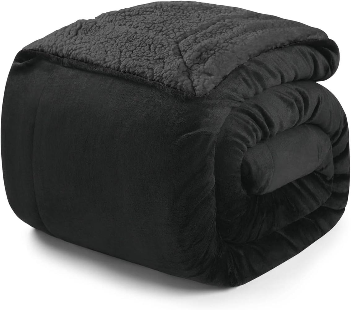 Blumtal Premium Sherpa Kuscheldecke flauschig - Wohndecke Kuscheldecke 130x150 cm - Oeko-TEX zertifizierte Fleecedecke 130x150 cm - Wohn- & Kuscheldecke - warme Decke Winter - Plüschdecke - Schwarz Bild 1