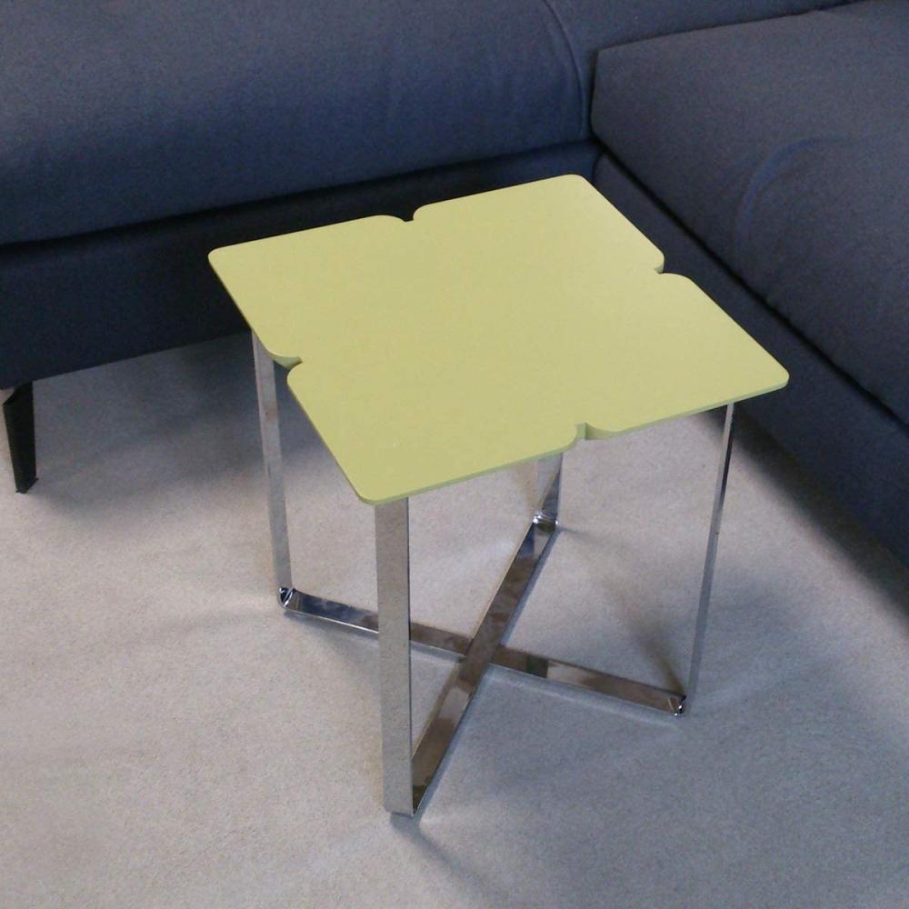 Couchtisch ROLF BENZ Freistil 195 grauolive 42x42 Kufen Chrom Bild 1