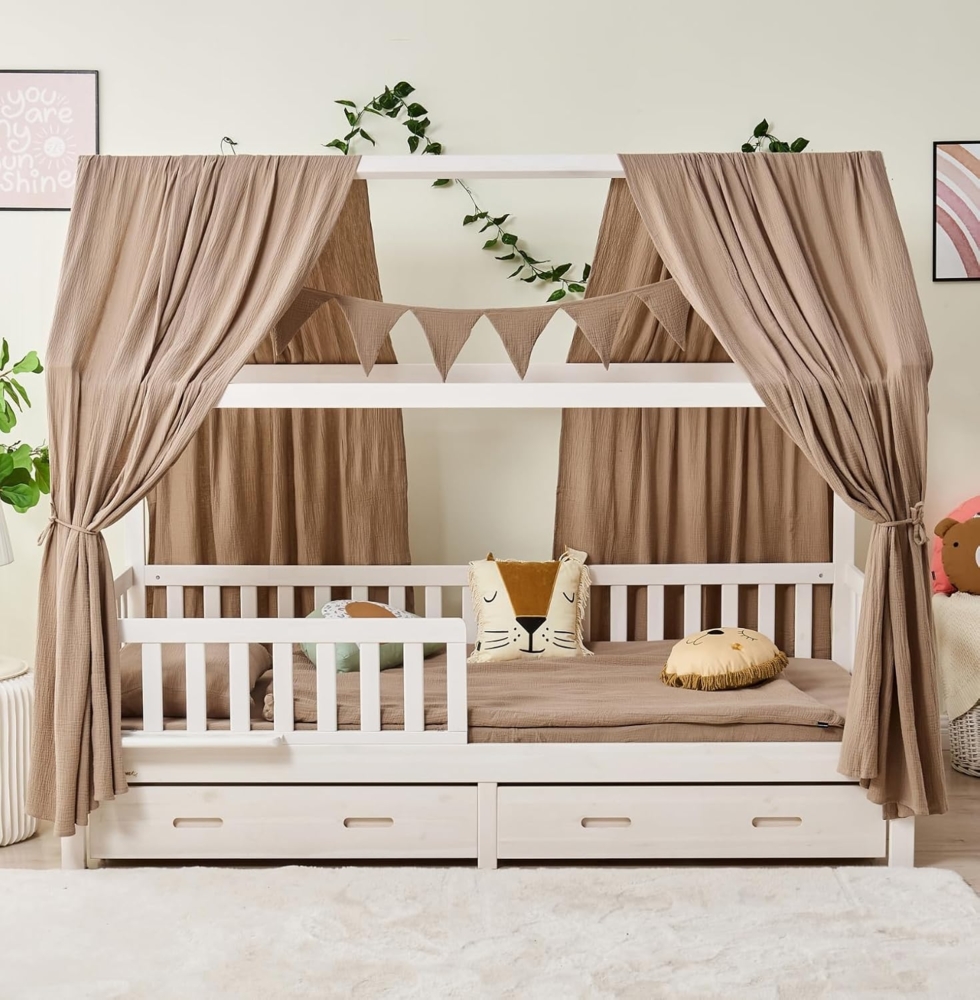 Alavya Home® Hausbett BUCHE CLOUD I KOMPLETT SET mit Musselin DEKO (Hausbett 80x160 cm mit Schubladen inkl. Deko und Matratze mit Rausfallschutz und Lattenrost I Jugendbett Liegefläche Kinderbett 80x160), FSC zertifizierter aus massivem Buchenholz Bild 1