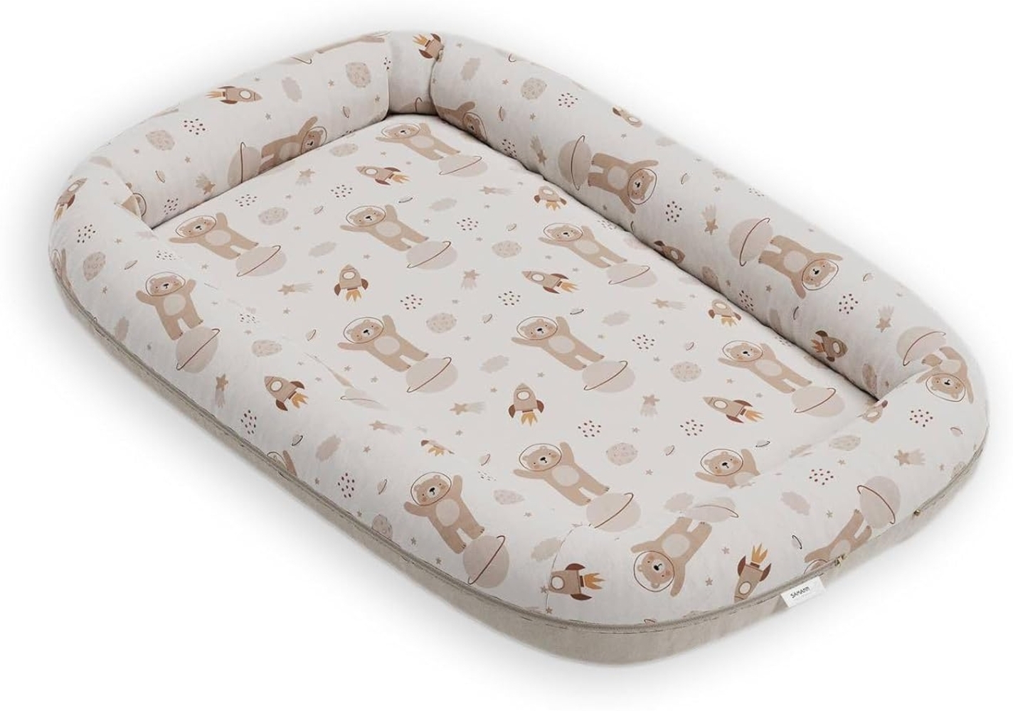 Sämann Kuschelnest Cozy 75x100 cm | 100% Bio-Baumwolle | abnehmbarer und waschbarer Bezug | Babynest | Reisebett (Allover Print, Space Adventures) Bild 1