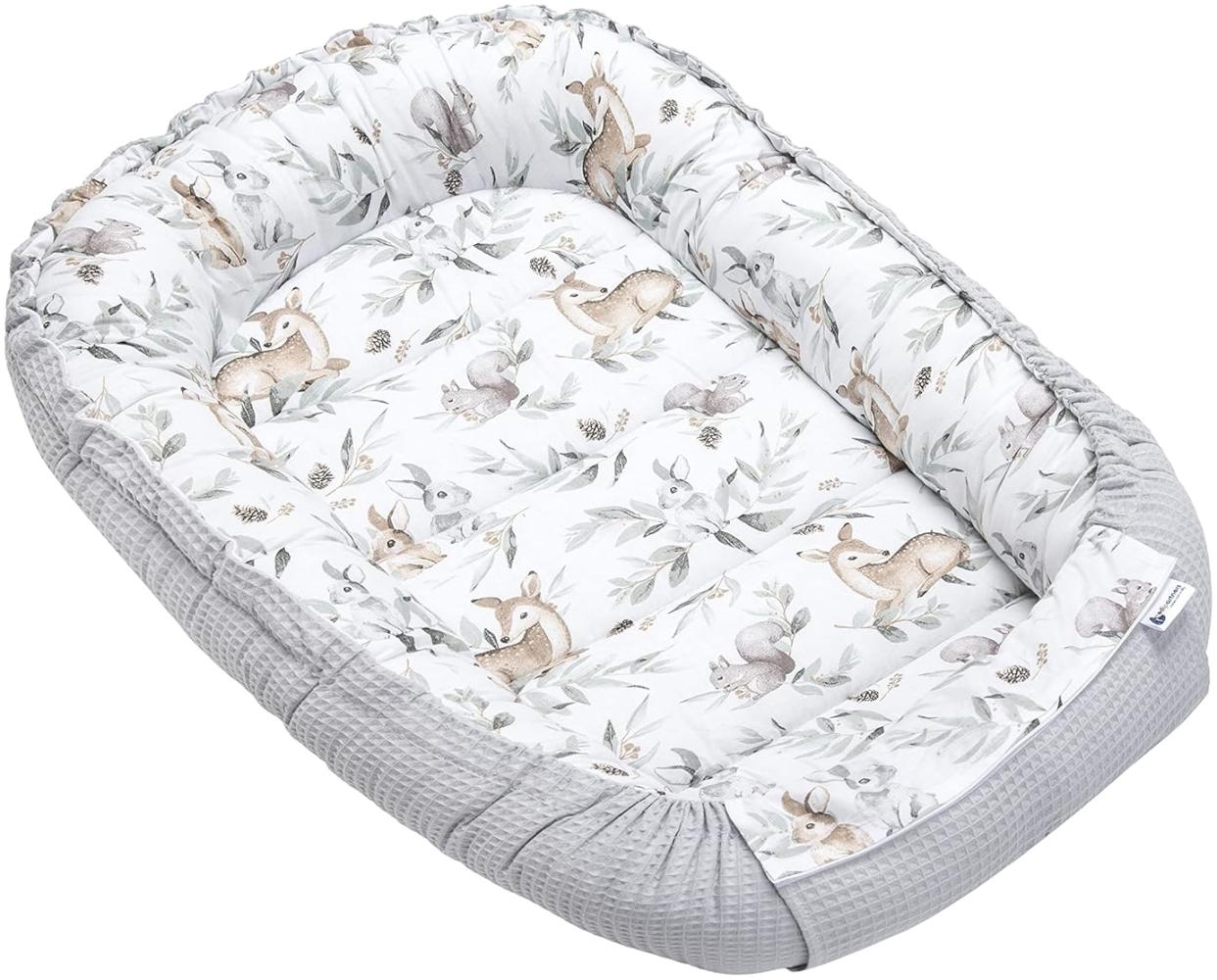 Medi Partners Babynest Kuschelnest Babynestchen 100% Baumwolle Waffle Nestchen Reisebett für Babys Säuglinge 100x60x15cm Sicherer Verschluss (Hirsch in Blättern mit grauem Waffle) Bild 1