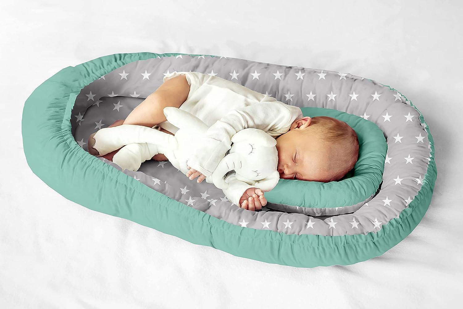 Multifunktionale Kuschelnest Babynest Kokon für Babys und Säuglinge, Nestchen, Reisebett, 100% Baumwolle, antiallergisch,Minze/Graue Sterne Bild 1