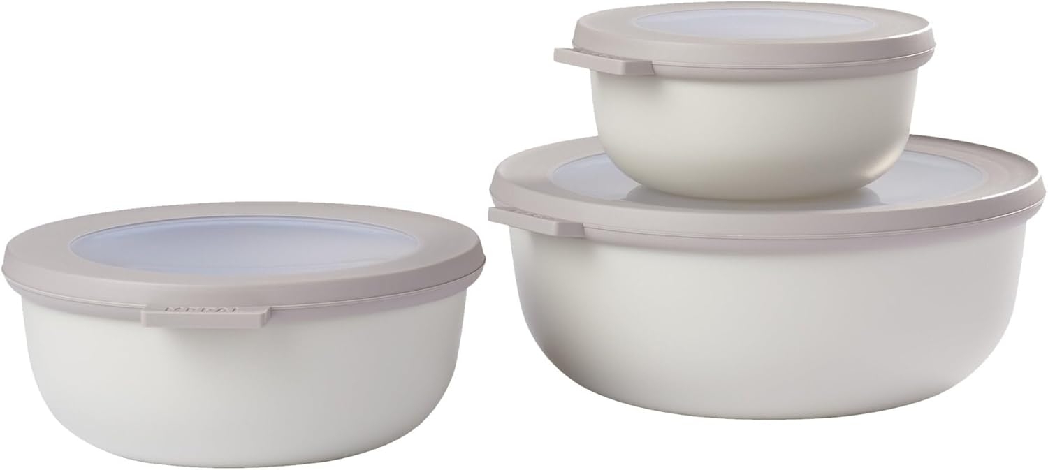 Mepal - Cirqula Multischüssel-Set 3–teilig rund Nordic white – 350, 750 und 1250 ml – Verwendbar als Vorratdose, Kühlschrankdose, Gefrierdose, Mikrowellegeschirr & Servierschale mit Deckel Bild 1