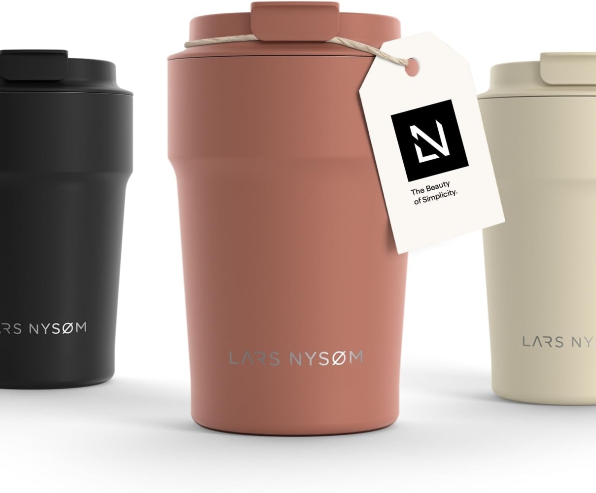 LARS NYSØM Thermobecher Bevægelse Bild 1