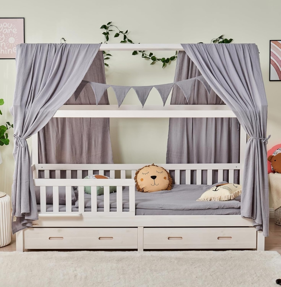 Alavya Home® Hausbett BUCHE CLOUD I KOMPLETT SET mit Musselin DEKO (Hausbett 80x160 cm mit Schubladen inkl. Deko und Matratze mit Rausfallschutz und Lattenrost I Jugendbett Liegefläche Kinderbett 80x160), FSC zertifizierter aus massivem Buchenholz Bild 1