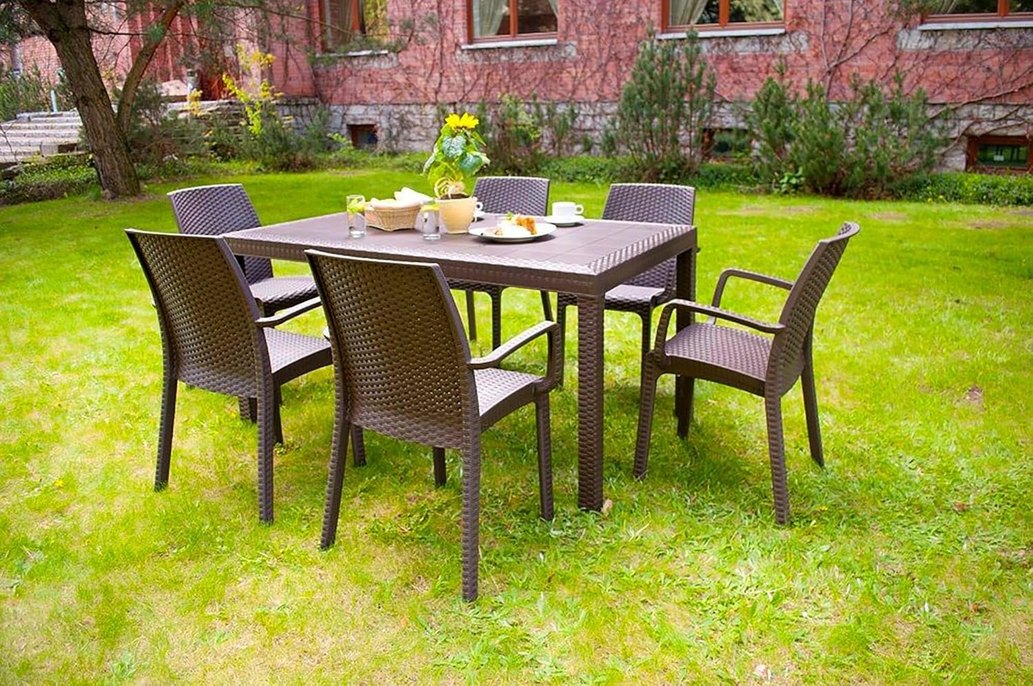 Dmora - Tisch im Freien Giove, rechteckiger GartenRegal, Mehrzweck-Gartentisch in Rattan-Optik, 100% Made in Italy, 150x90h74 cm, Braun Bild 1