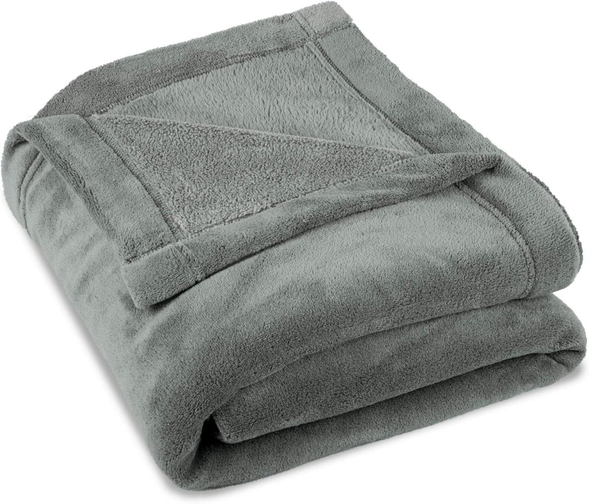 CelinaTex Flauschige Kuscheldecke 150 x 200 cm Silber grau Decke Sofa warm Wohndecke weich Mikrofaser Fleece Oeko-TEX Montreal Bild 1