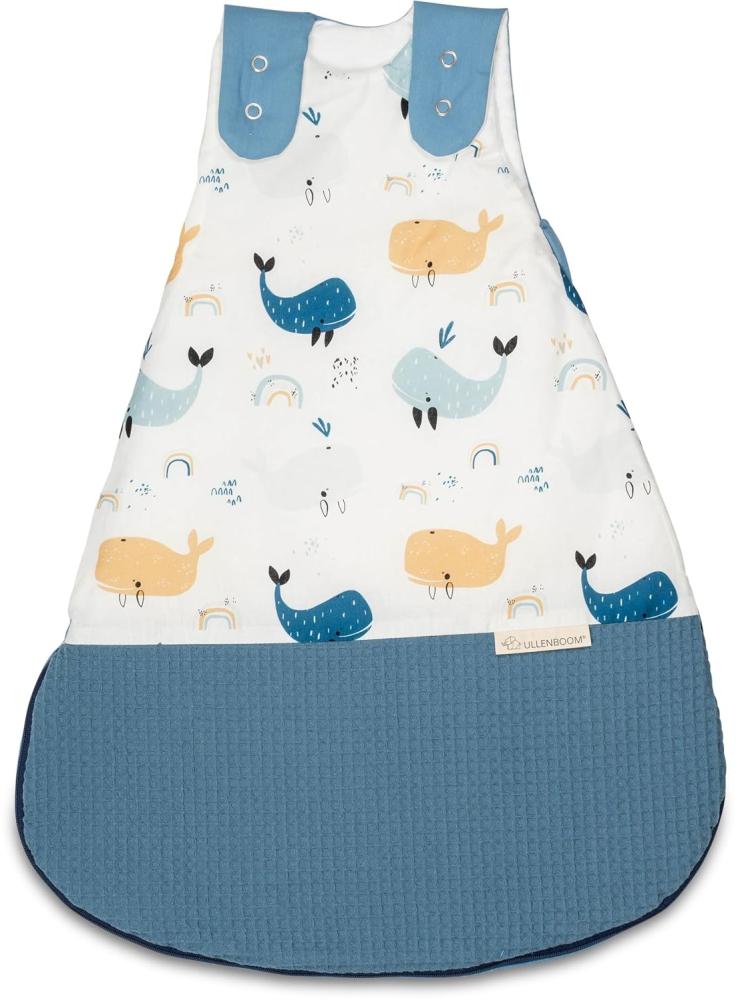 ULLENBOOM Schlafsack Baby 0 bis 3 Monate, 56/62, Blau Wale (Made in EU) - Baby Schlafsack Neugeboren - Ganzjährig für Frühling, Herbst und Winter, Babyschlafsack mit 2,5 TOG Bild 1