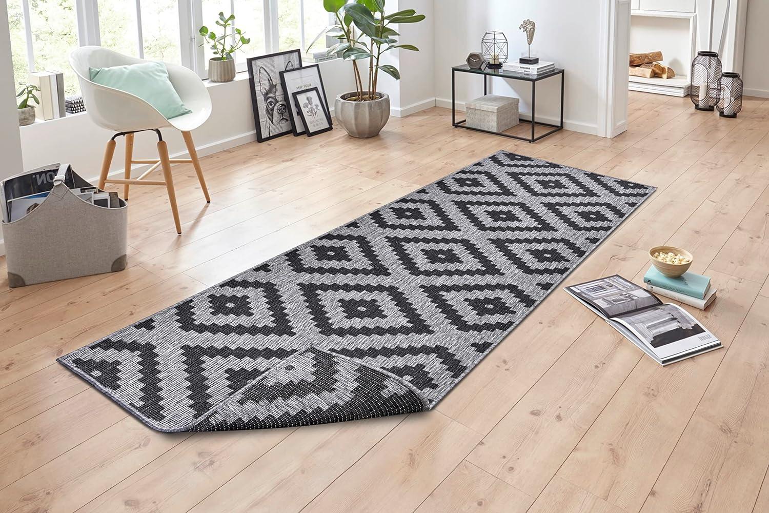 NORTHRUGS In- und Outdoor Teppich Malta 80x150cm - Wendeteppich Wetterfest Modernes Geometrisches Muster Teppich für Balkon Terrasse Garten Wintergarten Wohnzimmerteppich Wasserfest in Night Silver Bild 1