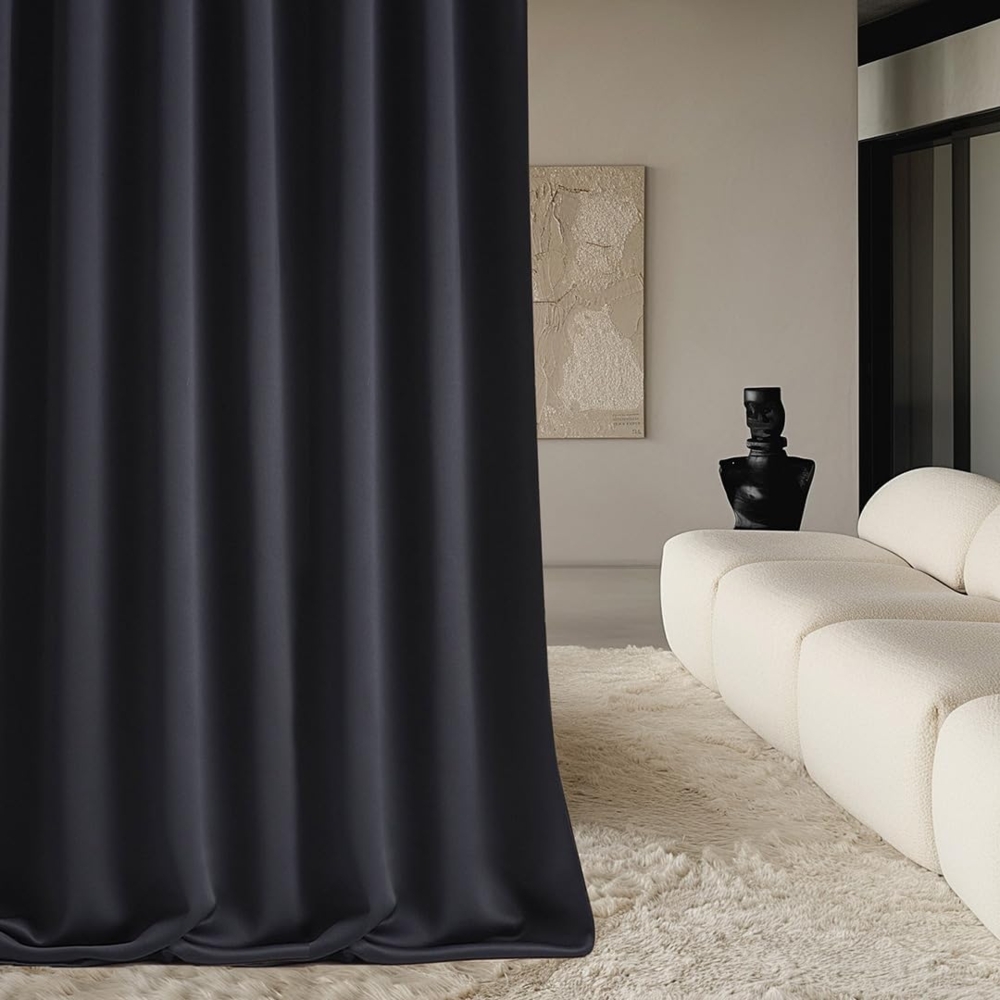 ROOM99 Vorhang mit Silberen Ösen Aura 140x260 cm Breite x Höhe Schiebegardinen Deko Modern Curtain Gardine Wohnzimmer Schlafzimmer Schwarz, 1 Stück Bild 1