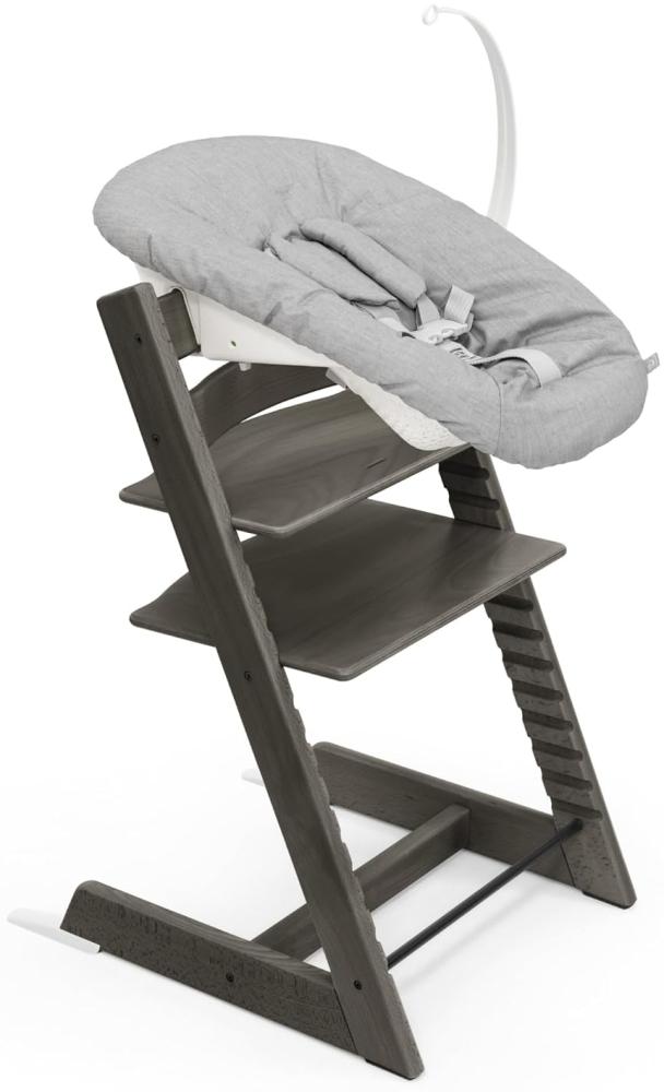 Tripp Trapp Stuhl von Stokke (Hazy Grey) mit Newborn Set (Grey) - Für Neugeborene bis zu 9 kg - Gemütlich, sicher & einfach zu verwenden Bild 1