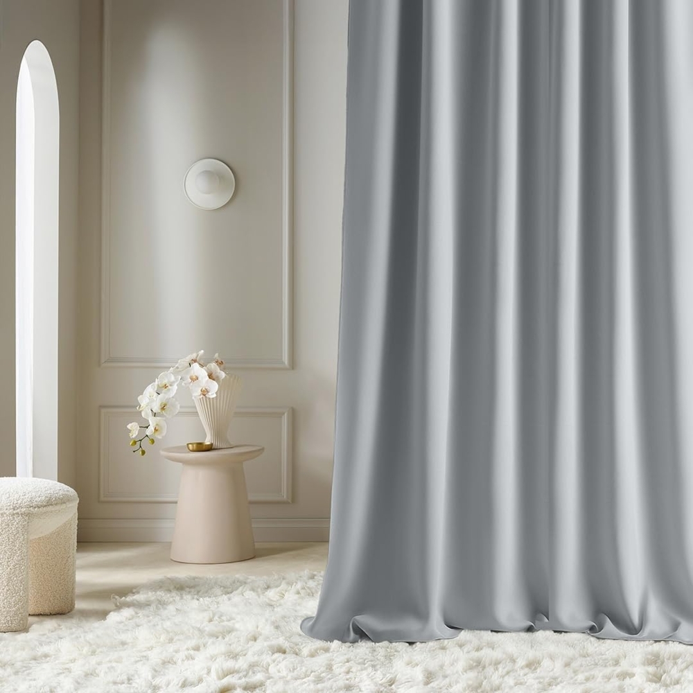 ROOM99 Vorhang mit Silberen Ösen Aura 140x230 cm Breite x Höhe Schiebegardinen Deko Modern Curtain Gardine Wohnzimmer Schlafzimmer Hellgrau, 1 Stück Bild 1