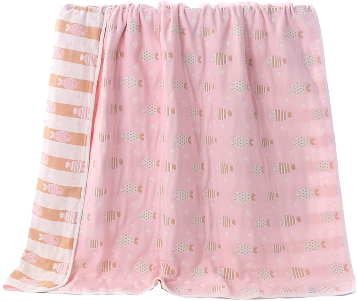 Hayisugar Baby Kuscheldecke, extra weich, 100% Baumwolle, 6-lagig, Decke, Babydecke, Einschlagdecke, Kinderwagendecke, Kinderdecke, Wohndecke Tagesdecke Sommerdecke, Rosa Fisch, 150 x 200 cm Bild 1