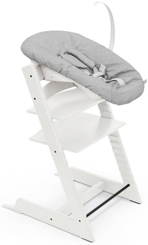 Tripp Trapp Stuhl von Stokke (White) mit Newborn Set (Grey) - Für Neugeborene bis zu 9 kg - Gemütlich, sicher & einfach zu verwenden Bild 1