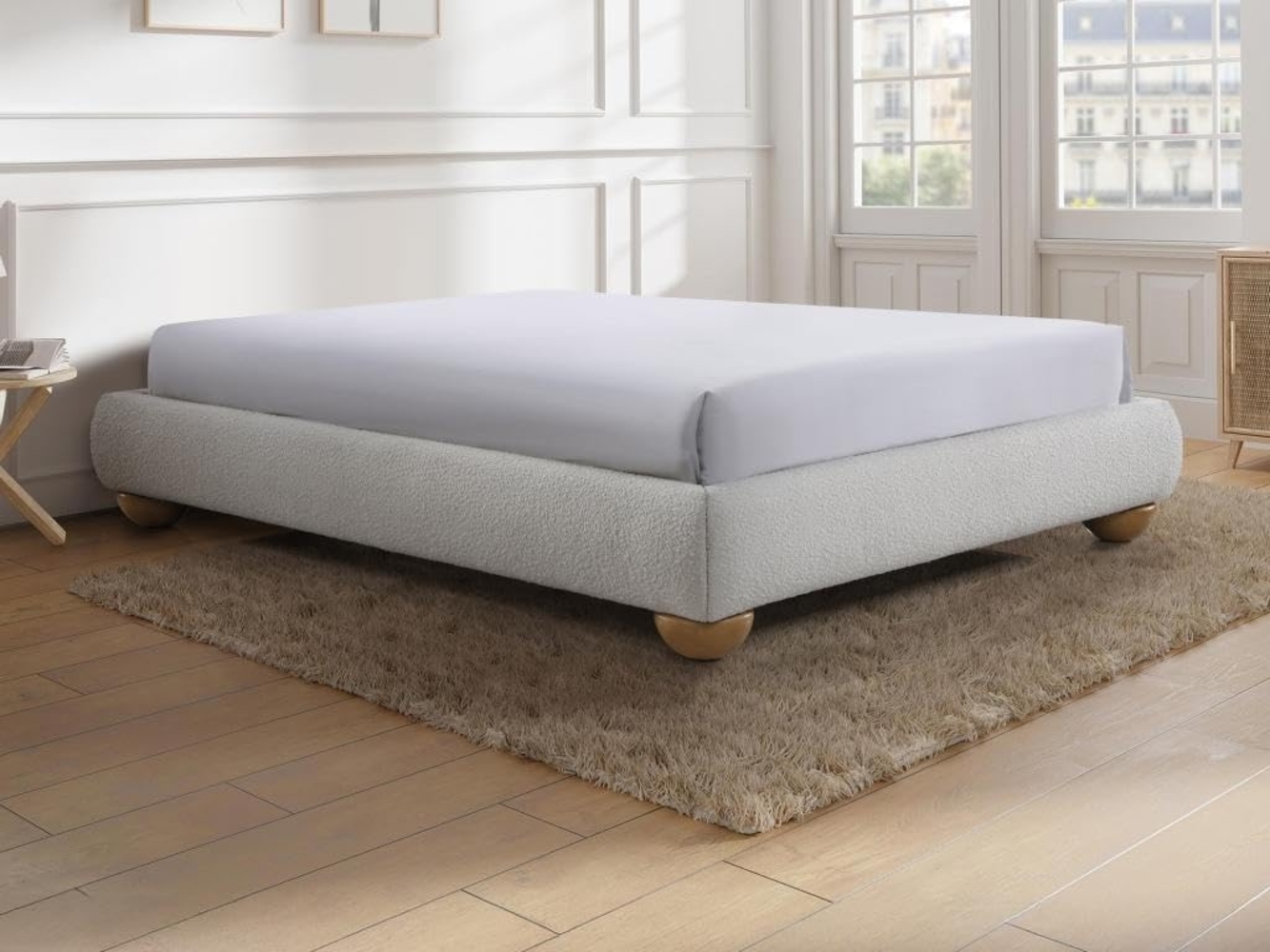 Vente-unique - Deko-Polster-Bettgestell - 160 x 200 cm - Bouclé-Stoff - Weiß - ELENAE von YSMÉE Bild 1