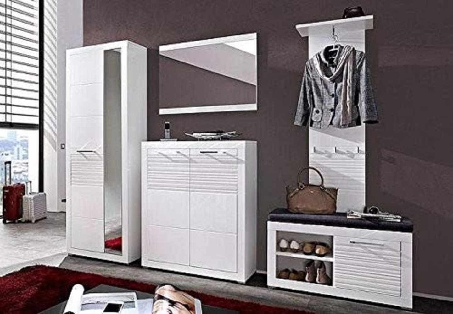 Garderobe LIFE Bild 1