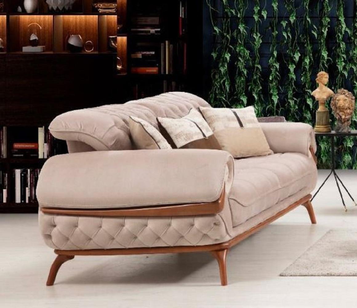 Casa Padrino Luxus Chesterfield Wohnzimmer Sofa mit verstellbaren Rückenlehnen Beige / Braun - Chesterfield Wohnzimmer Möbel - Luxus Wohnzimmer Möbel - Luxus Möbel - Luxus Einrichtung Bild 1