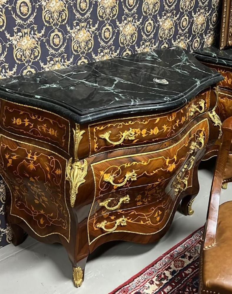 Casa Padrino Barock Kommode Braun Intarsien / Gold / Schwarz - Handgefertigte Massivholz Kommode mit 4 Schubladen und Marmorplatte - Barock Möbel Bild 1