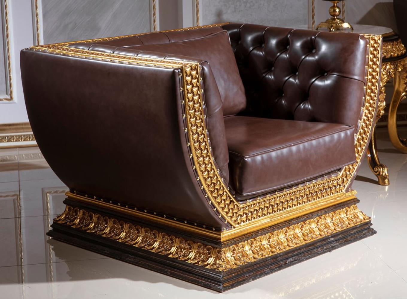 Casa Padrino Luxus Barock Chesterfield Sessel Dunkelbraun / Gold - Prunkvoller Wohnzimmer Sessel mit edlem Kunstleder - Barock Chesterfield Wohnzimmer Möbel Bild 1