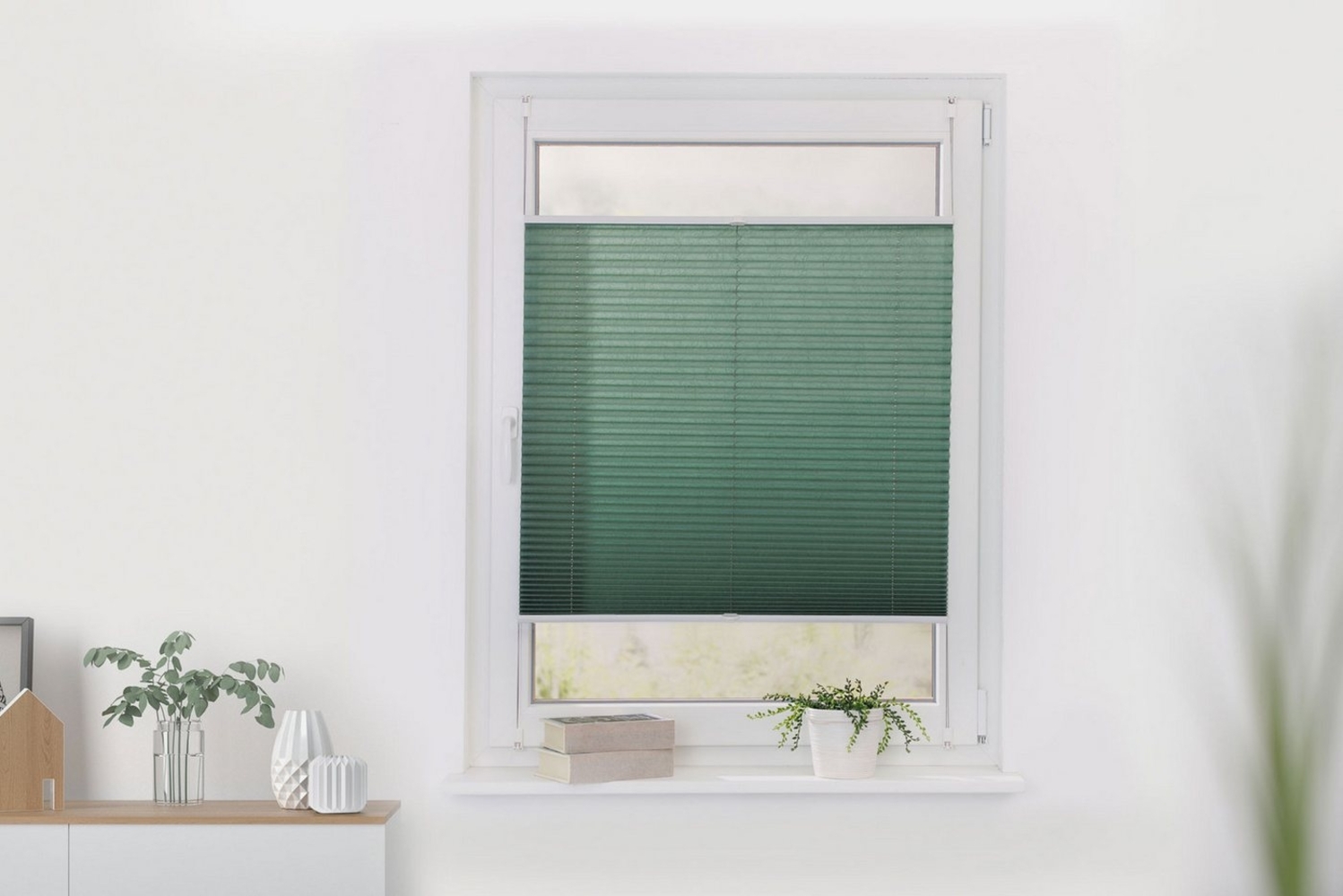 Lichtblick Plissee Nizza Salbei Tageslicht; einfache Installation mit Klemmträgern; verspannt, (L x B), 130,0 cm, 110,0 cm Bild 1