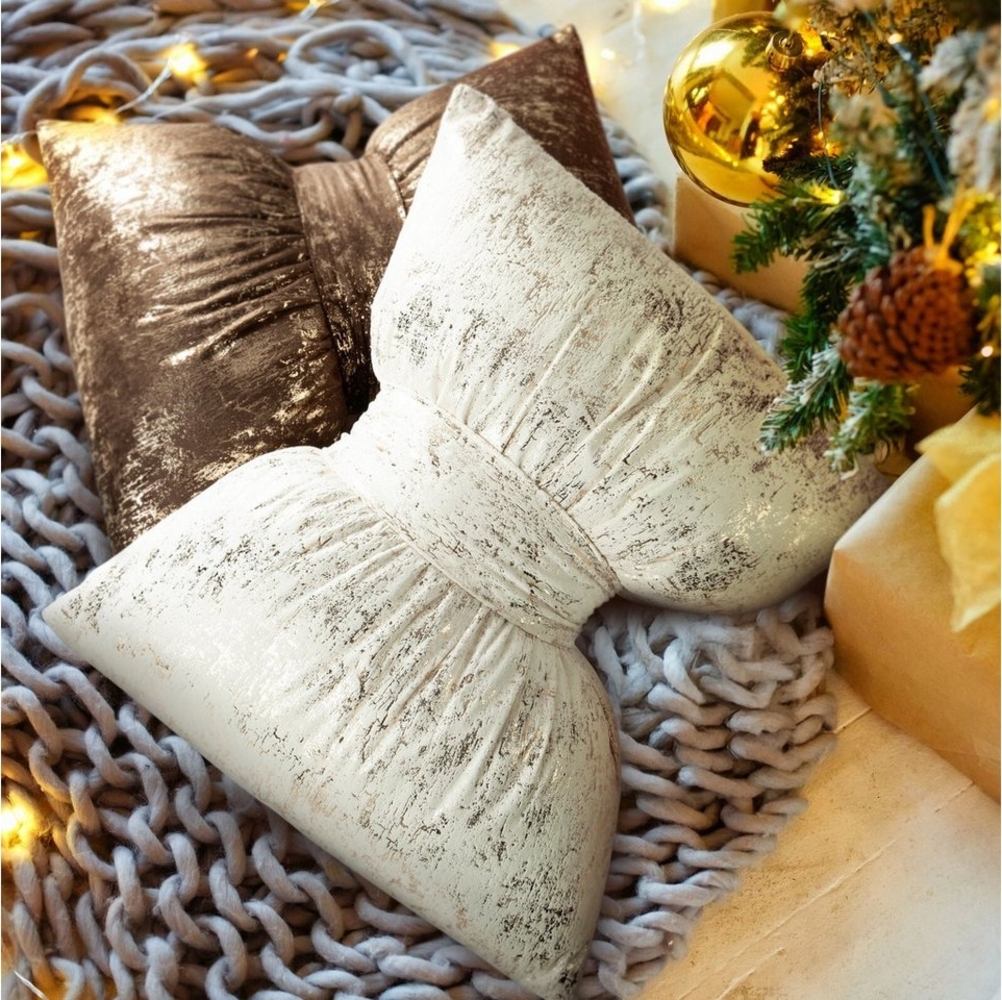 Eurofirany Dekokissen Samt-Dekokissen „Schleife“, 45x55 cm, 100 % Polyester, 200 g/m², weich & elegant Bild 1