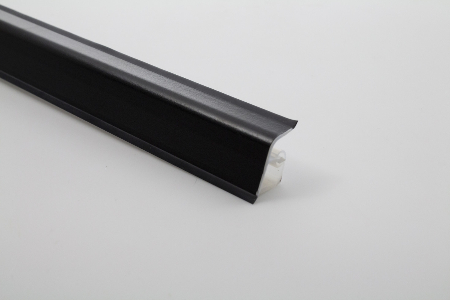 Primo Wandanschlussleiste 4695 300 cm 30 x 24 mm schwarz Bild 1