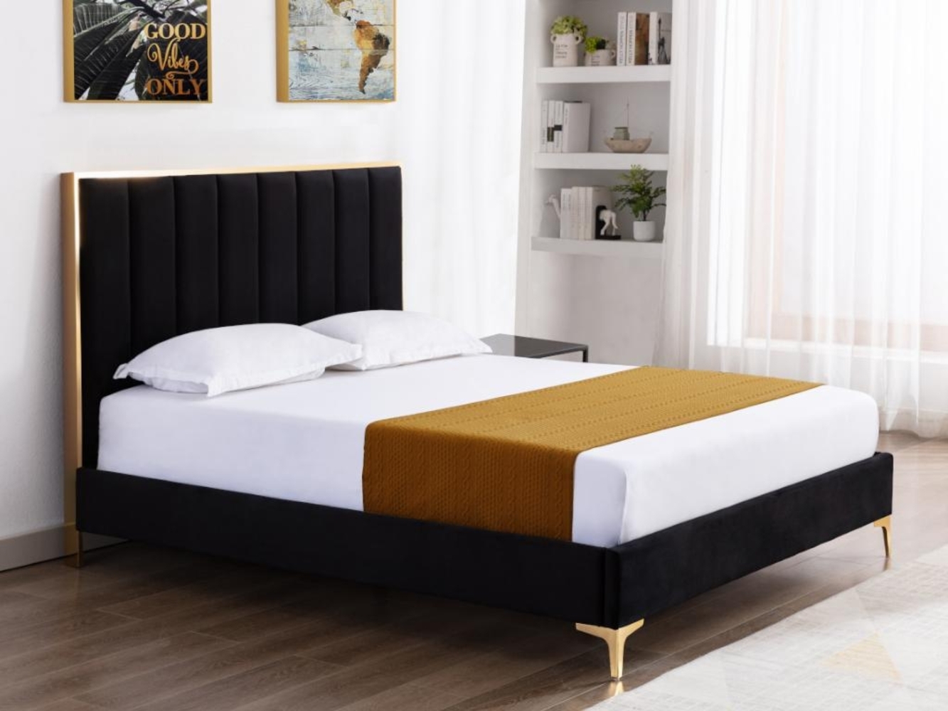 Vente-unique - Bett mit Kopfteil - 160 x 200 cm - Samt - Schwarz & Goldfarben - CLARISSE Bild 1