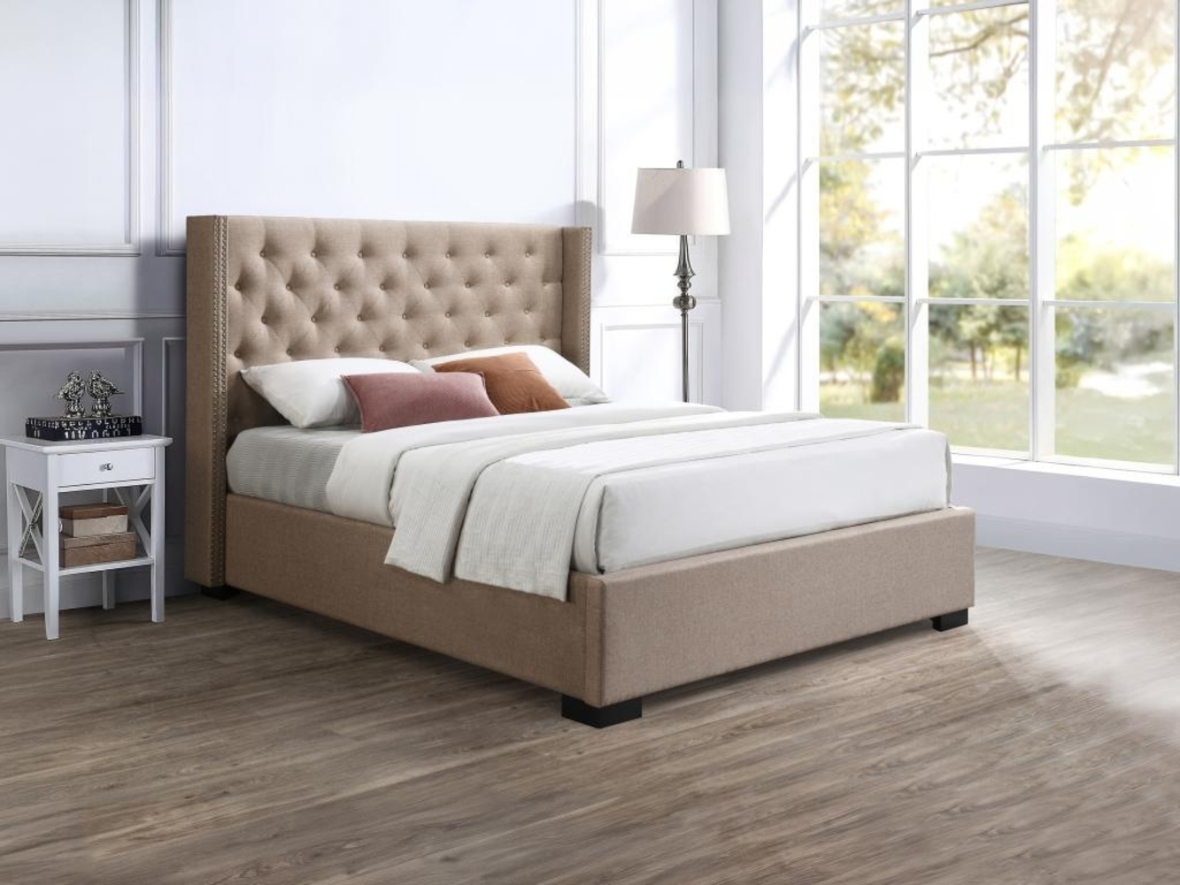 Vente-unique - Bett mit Bettkasten mit gestepptem Kopfteil + Matratze - 140 x 200 cm - Stoff - Beige - MASSIMO Bild 1