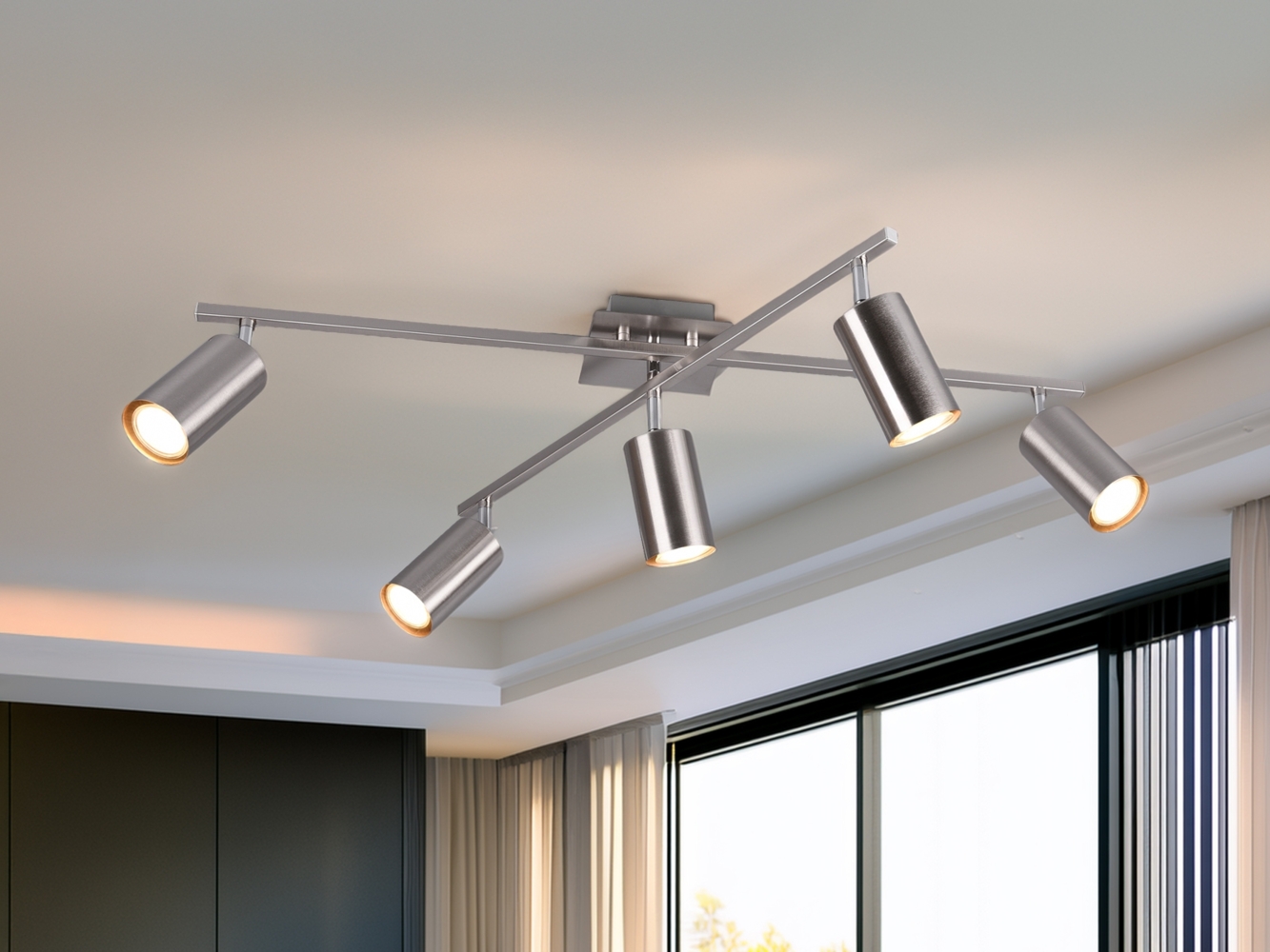 TRIO Leuchten LED Deckenstrahler, LED wechselbar, Warmweiß, groß-e Deckenleuchte innen lang minimalistisch, Silber Breite 77,5cm Bild 1
