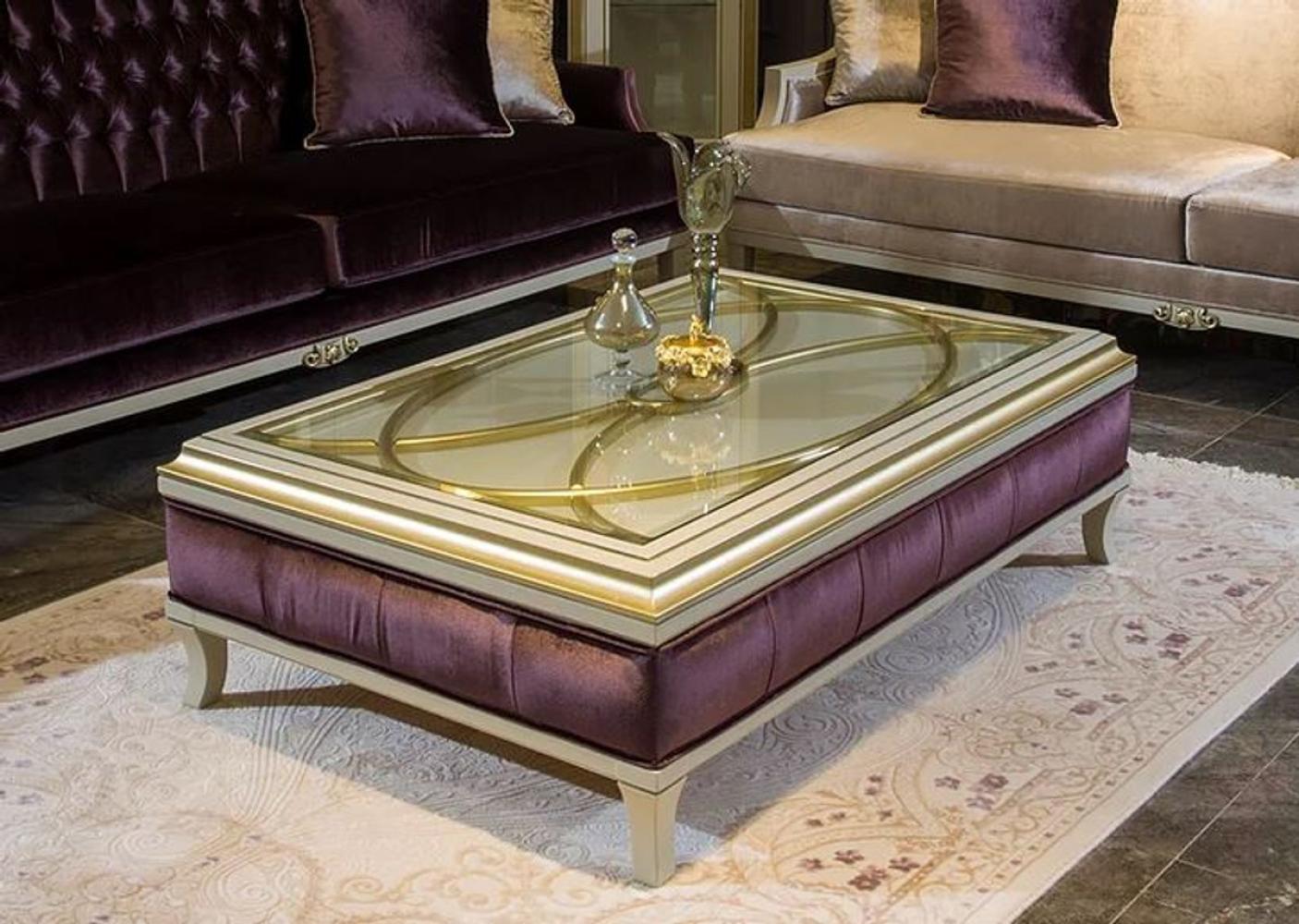 Casa Padrino Luxus Barock Couchtisch Weiß / Lila / Gold 130 x 85 x H. 39 cm - Edler Massivholz Wohnzimmertisch mit Glasplatte - Barock Wohnzimmer Möbel Bild 1