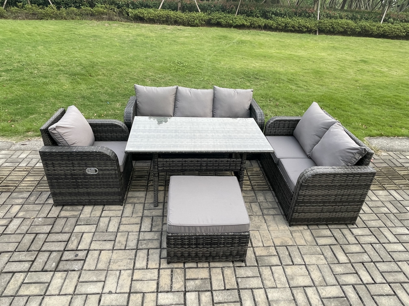 Fimous 7 Sitzer Garten Rattanmöbel Esstisch Sofa Set mit Liegestuhln Großer Fußhocker Dunkelgrau gemischt Bild 1