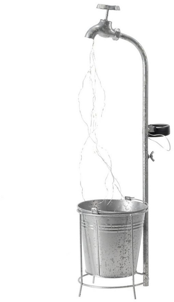 IC Gardenstyle LED-Dekofigur Solar Deko Wasserhahn aus Metall mit Lichterbündel, Vintage-Look, Lichteffekt, ca. 61,5 cm hoch, mit Blumentopf Bild 1
