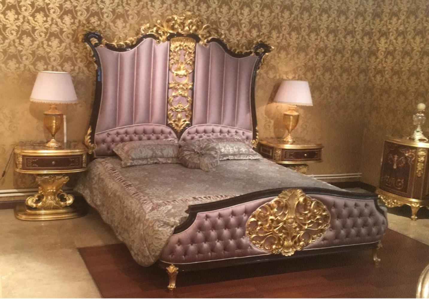 Casa Padrino Luxus Barock Schlafzimmer Set Rosa / Dunkelbraun / Gold - 1 Doppelbett mit Kopfteil & 2 Nachtkommoden - Hochwertige Schlafzimmer Möbel im Barockstil - Edel & Prunkvoll Bild 1