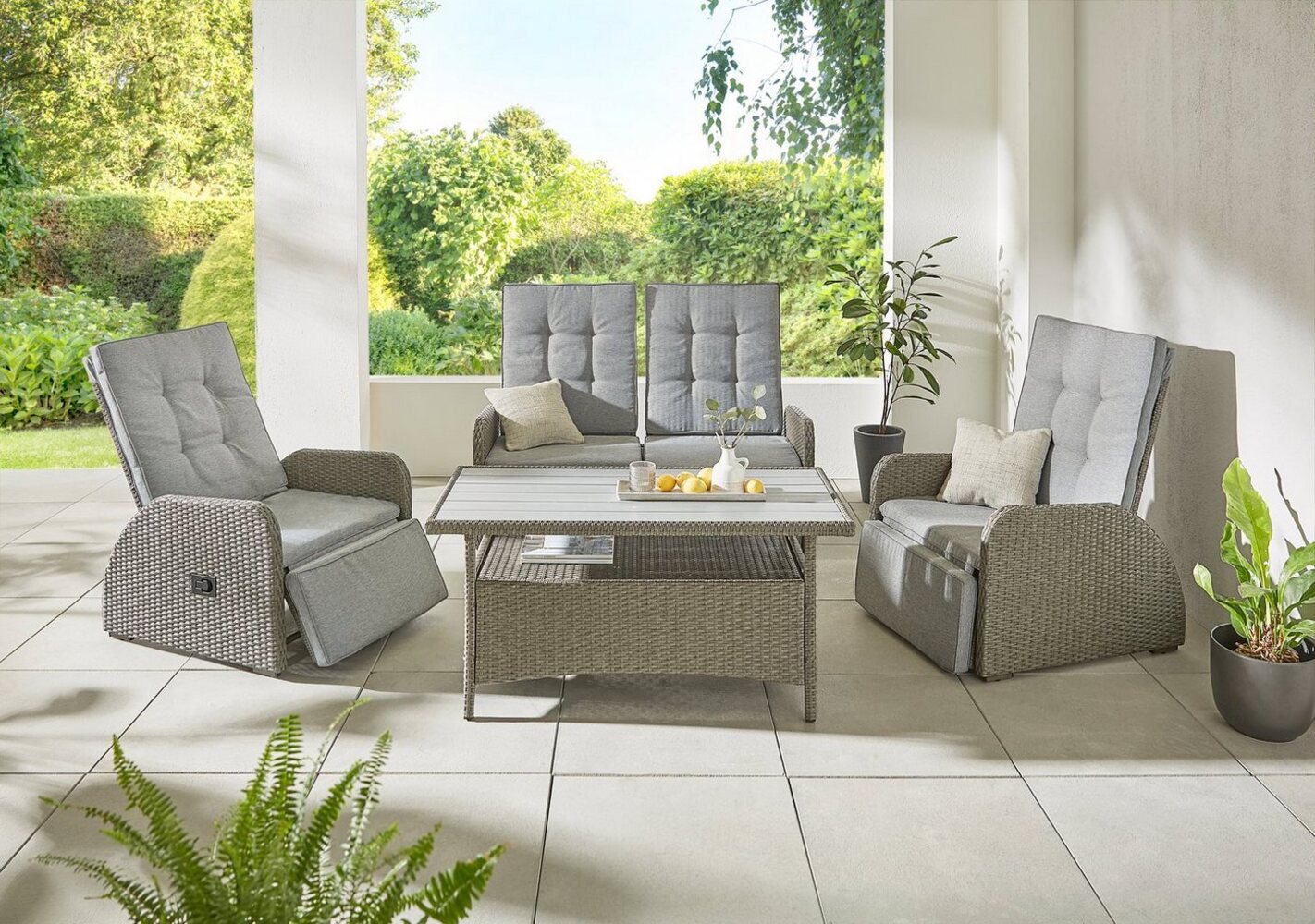 KONIFERA Gartenlounge-Set Vigo, (Set, 8-tlg, 2x Sessel, 1x 2er Sofa, 1x Tisch 120x60x60cm, inkl. Auflagen), Polyrattan, Aluminium, verstellbare Rückenlehne und Fußablage Bild 1