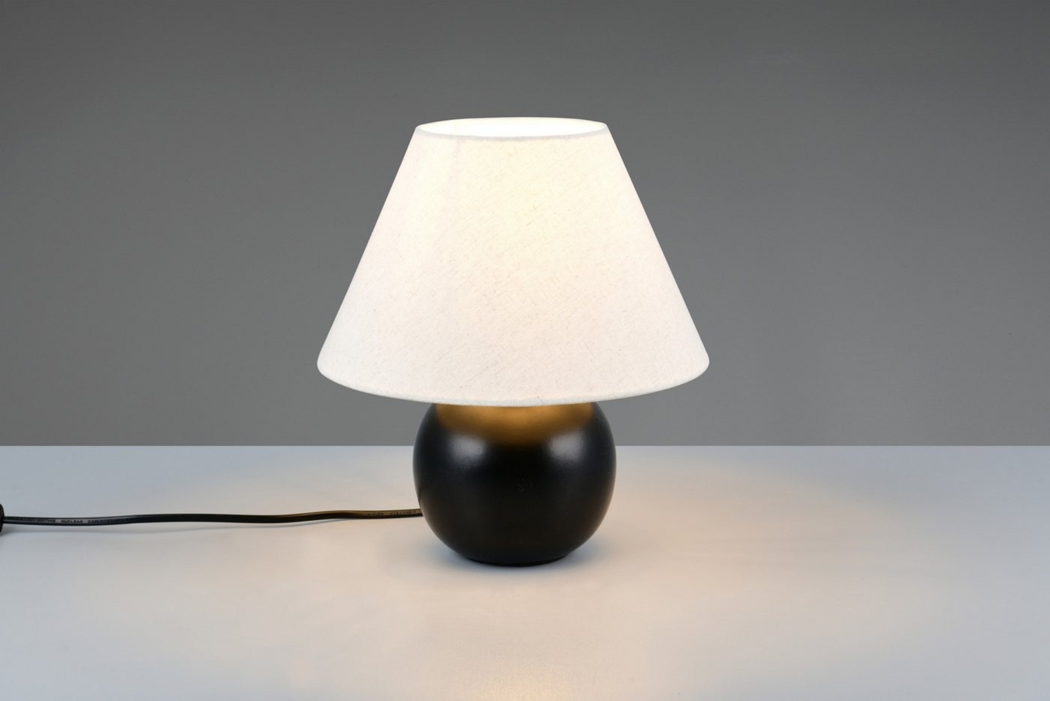 LeGer Home by Lena Gercke Schreibtischlampe Amara, Tischlampe mit Schnurschalter exkl 1x E27 max 40W, Stoffschirm, Ein-/Ausschalter, Leuchtmittel wechselbar, warmweiß - kaltweiß, Keramik Fuß, Schirm beige Kegelform, Höhe 29cm Ø 25cm Nachttischlampe Bild 1