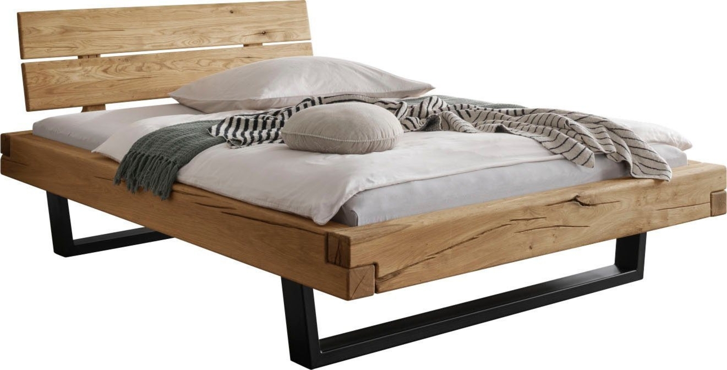 Home affaire Massivholzbett Ultima Balkenbett Doppelbett, Füße Metallkufe (hohe Belastbarkeit: 200kg je Seite), FSC®-zertifizierte Wildeiche oder Fichte, viele Breiten zur Auswahl Bild 1