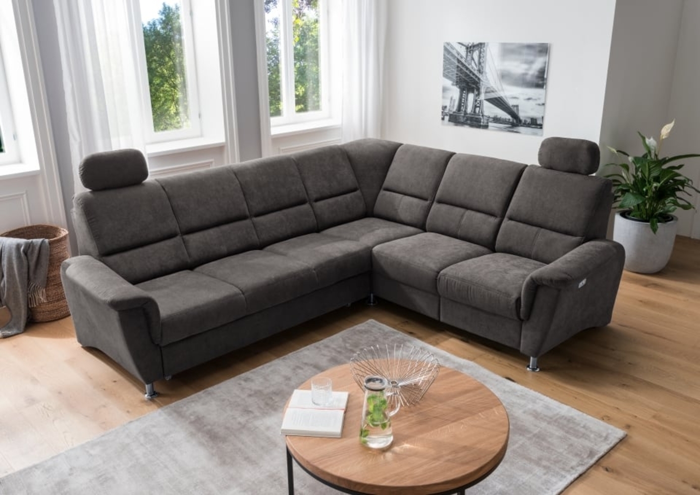 Ecksofa Parole von Benformato: Multifunktionaler Luxus mit Schlaffunktion und Relaxfunktion für Ihr Zuhause Bild 1