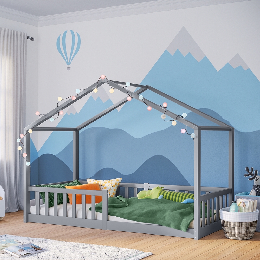 Bellabino 'Bia' Hausbett 90x200 cm, grau, Kiefer Massivholz, Bodenbett in Hausoptik, Montessori Kinderbett mit Rausfallschutz und Lattenrost Bild 1