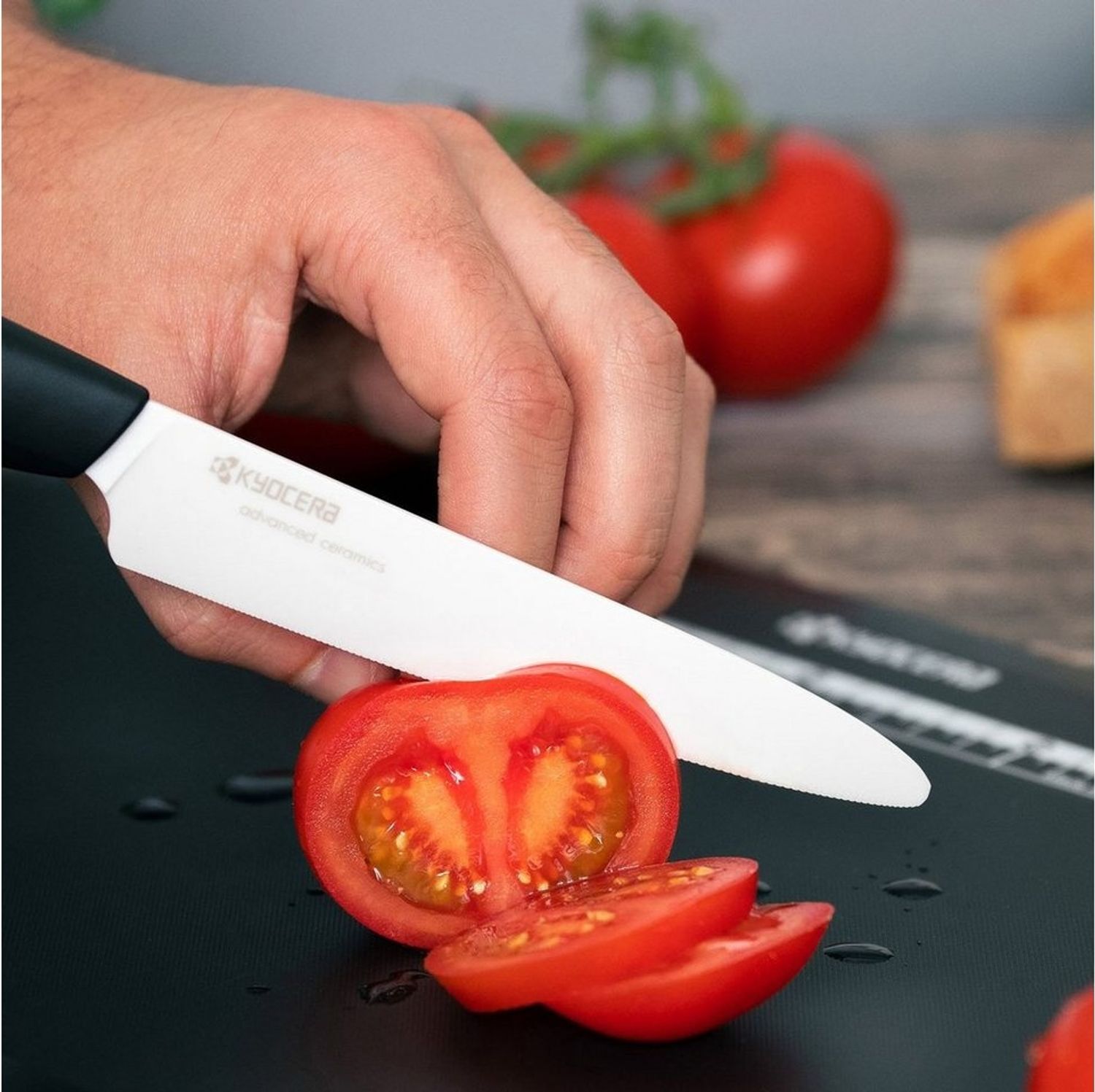 KYOCERA Tomatenmesser GEN, extrem scharf, Klinge 12,5 cm Bild 1