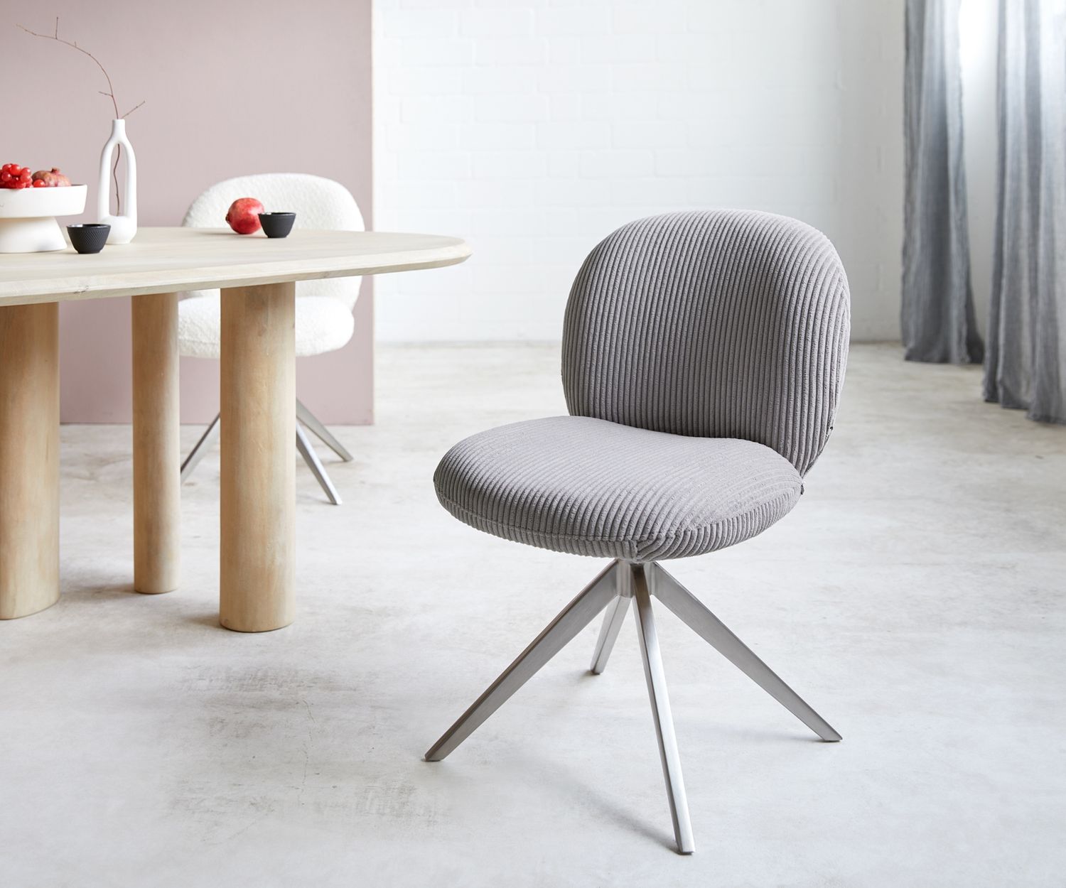Delife Drehstuhl Nube-Flex, Kreuzgestell breit Edelstahl, 360° drehbar, Taschenfederkern, Cord Silbergrau, 54x65x84 cm Bild 1